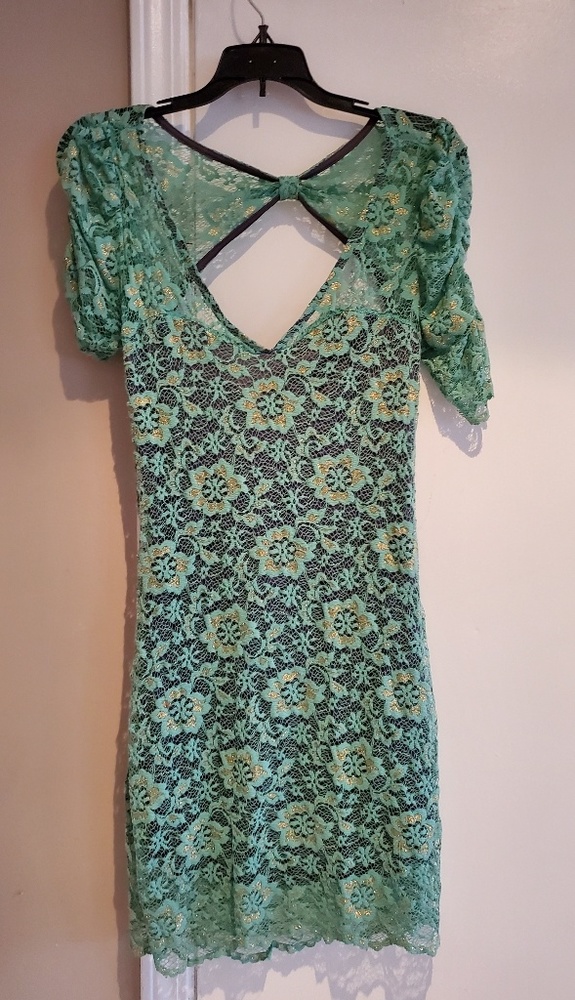 Lace Aqua Varga Dress Size L